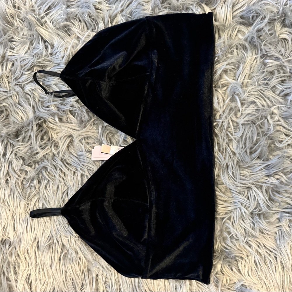 Victoria’s Secret Black Velvet Bralette